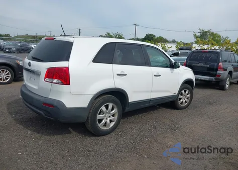 2011 Kia Sorento Lx from USA, damaged, VIN 5XYKTCA11BG014754